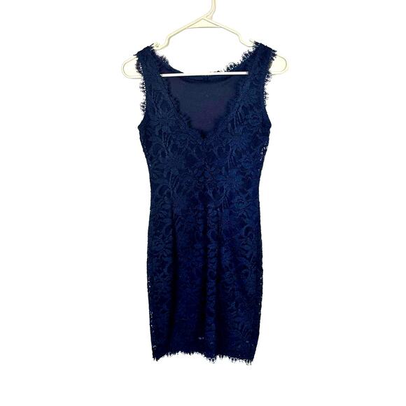 Blue Lace Bodycon Mini Dress - Picture 2 of 4